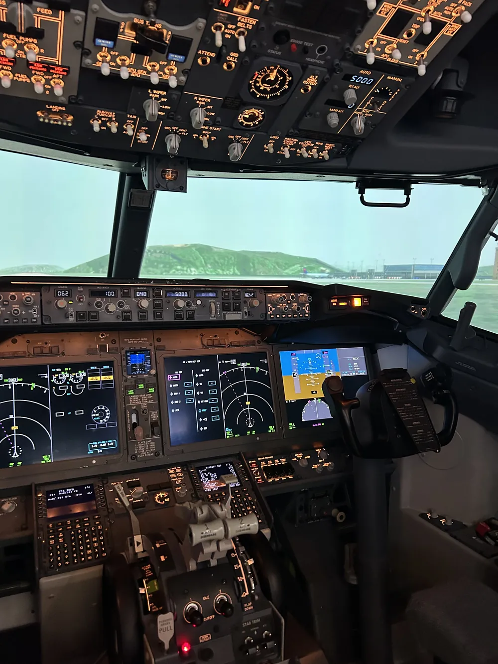 Boeing 737 MAX simulator avionics and cockpit panels